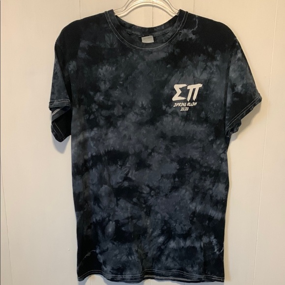 Sigma Pi Graphic Tee Size Medium - Picture 1 of 6